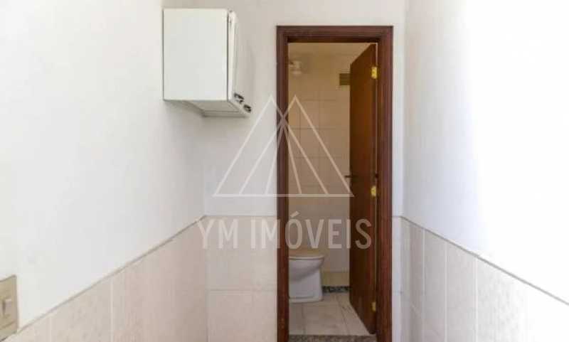 1384_G1692909944