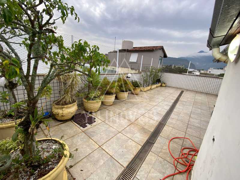 2114_G1724784796.jpg