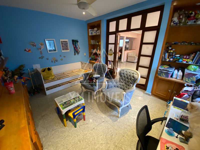 2117_G1724786058.jpg