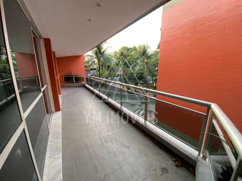 2139_G1724874984