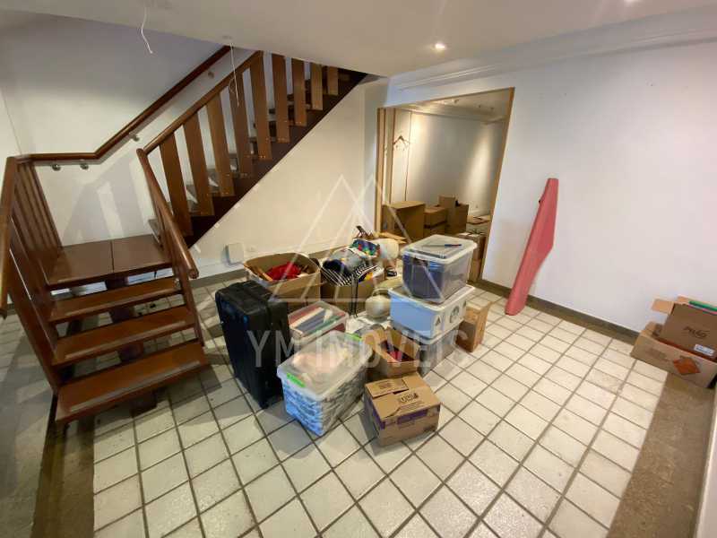 2149_G1724953042.jpg