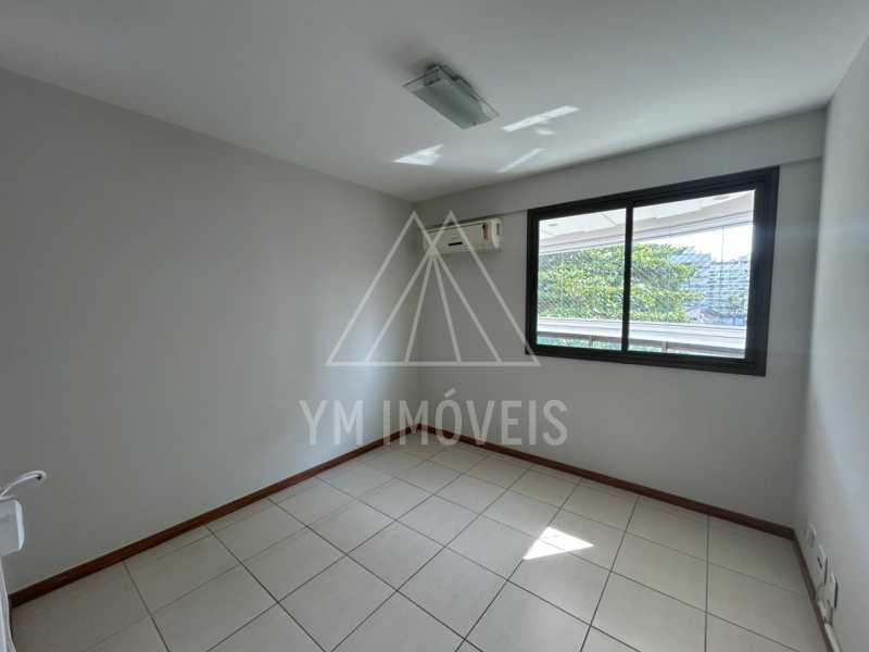 2181_G1727274134