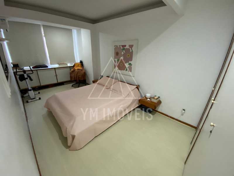 2208_G1728999506