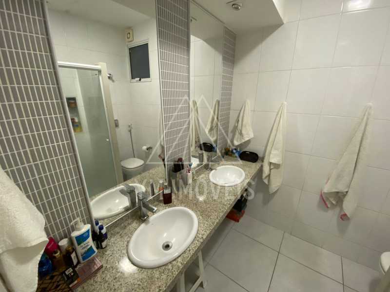 2208_G1728999508