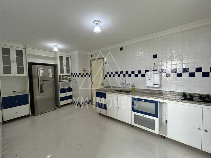 2226_G1733167568