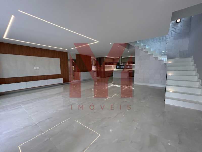 2257_G1738770345