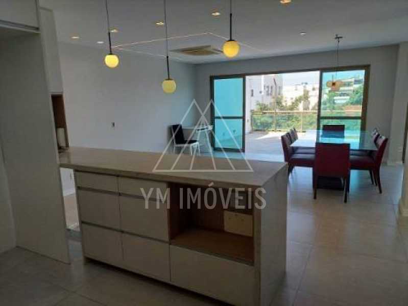 238_G1687435901